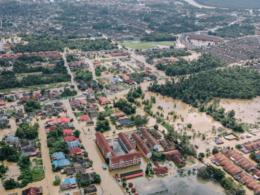 Cidade alagada após sofrer com enchente